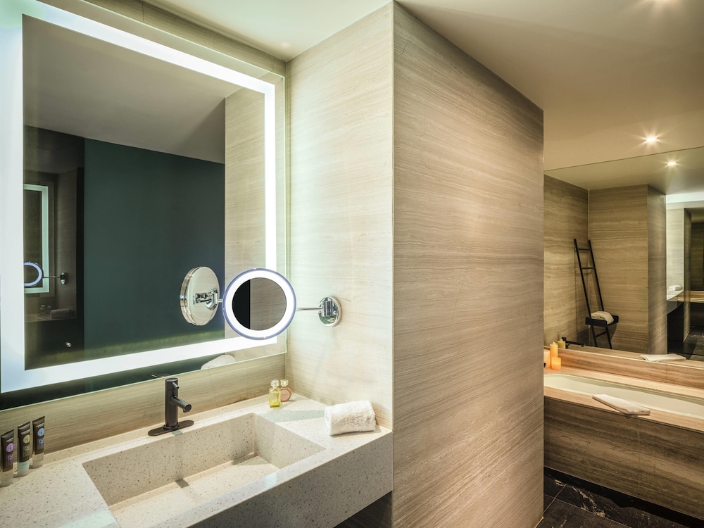Novotel Mexico City Toreo 47/50