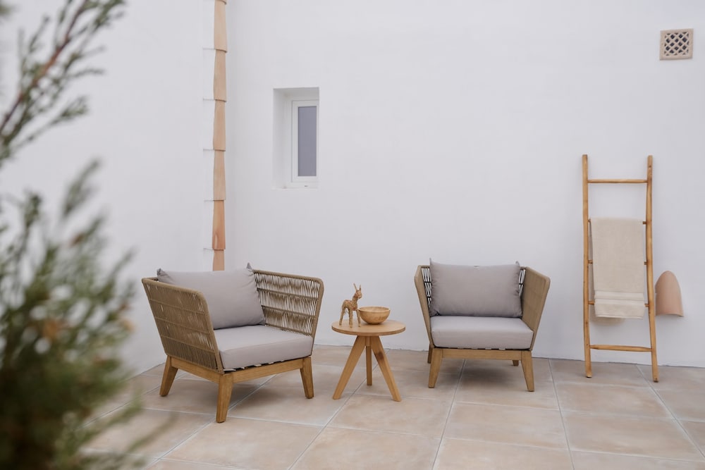 Eques Petit Resort 48/74