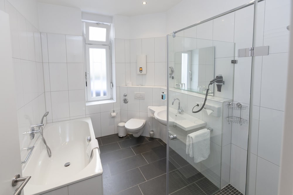 Hotel Prinz Anton 31/40
