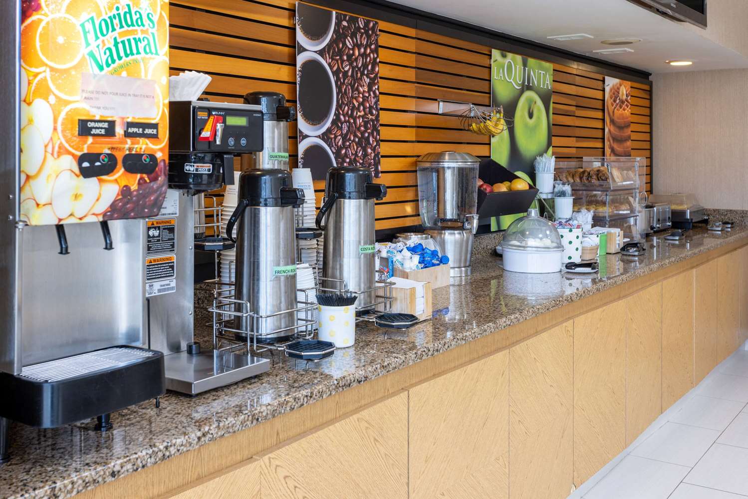 La Quinta Inn & Suites by Wyndham Kingsport Tri-Cities 8/18