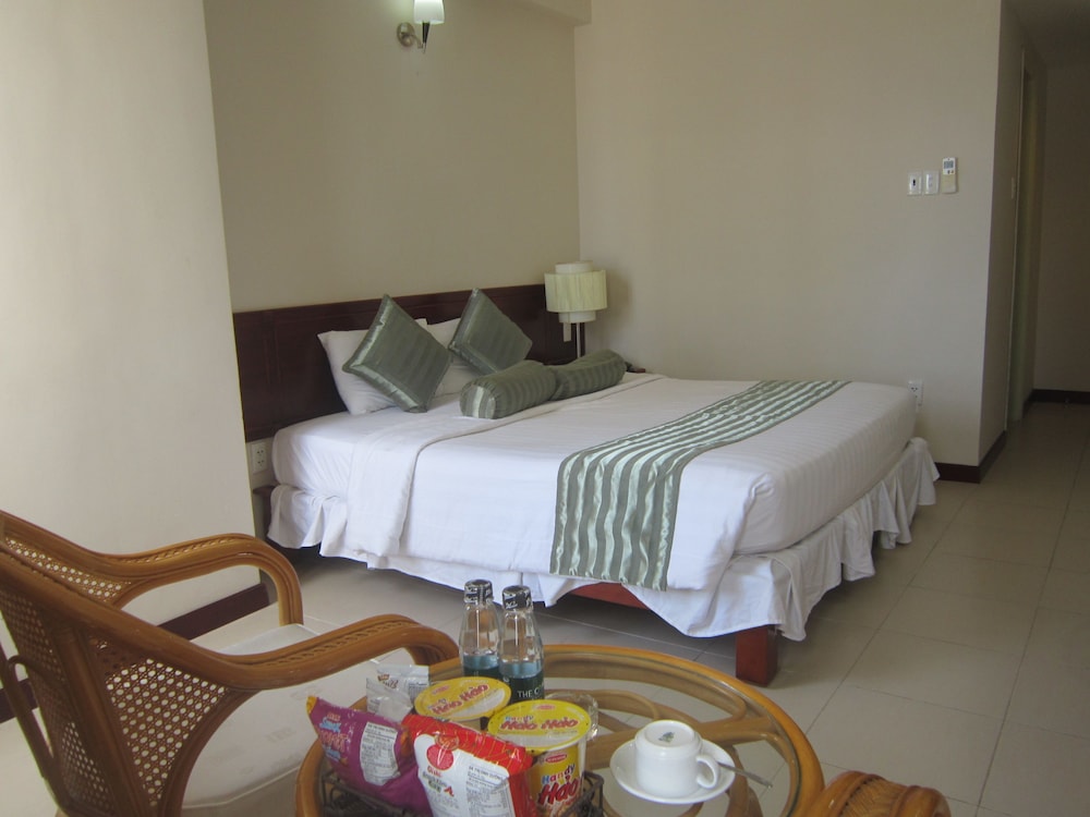 The Coast Hotel 25/47