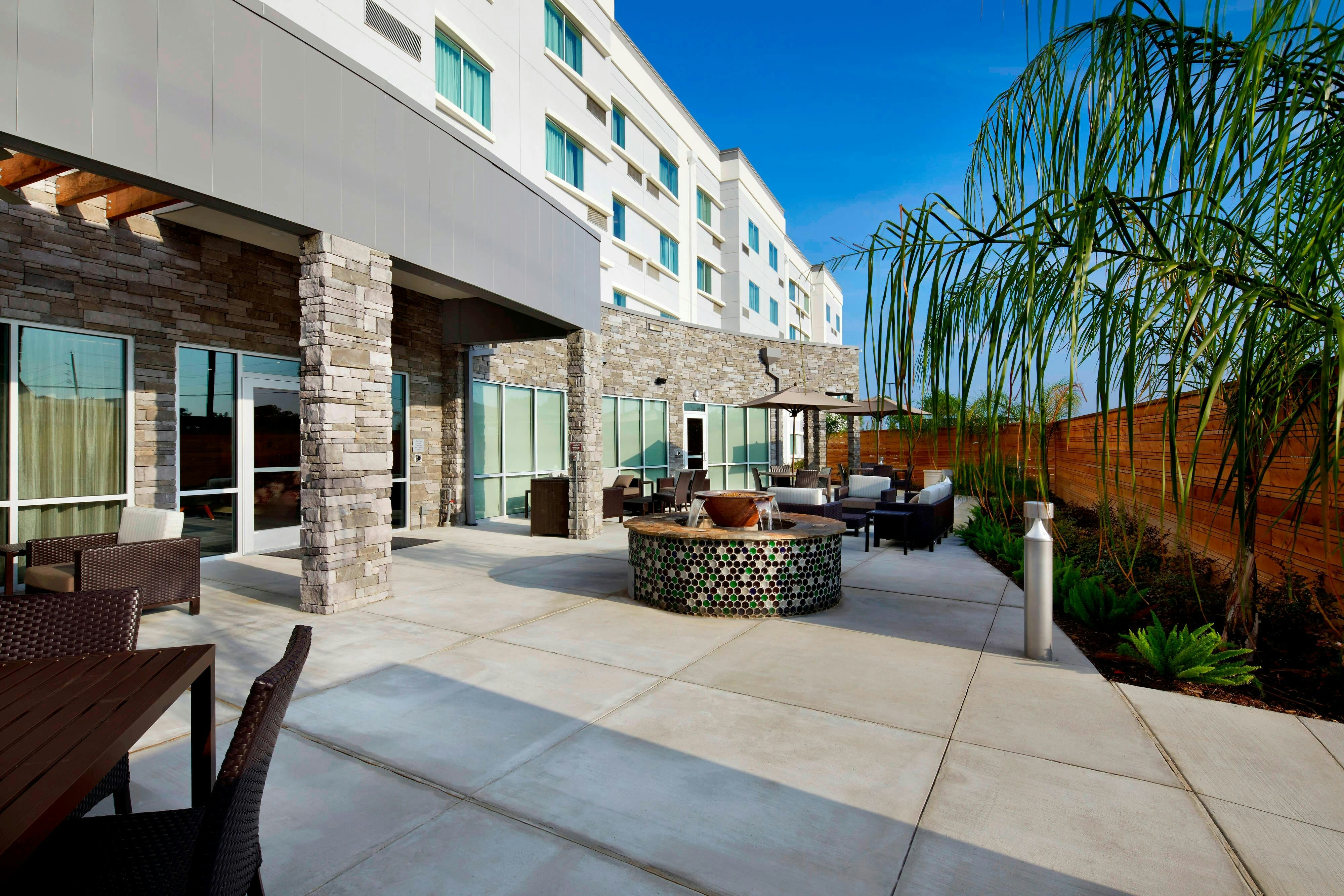 Courtyard Houston Intercontinental Airport 47/47