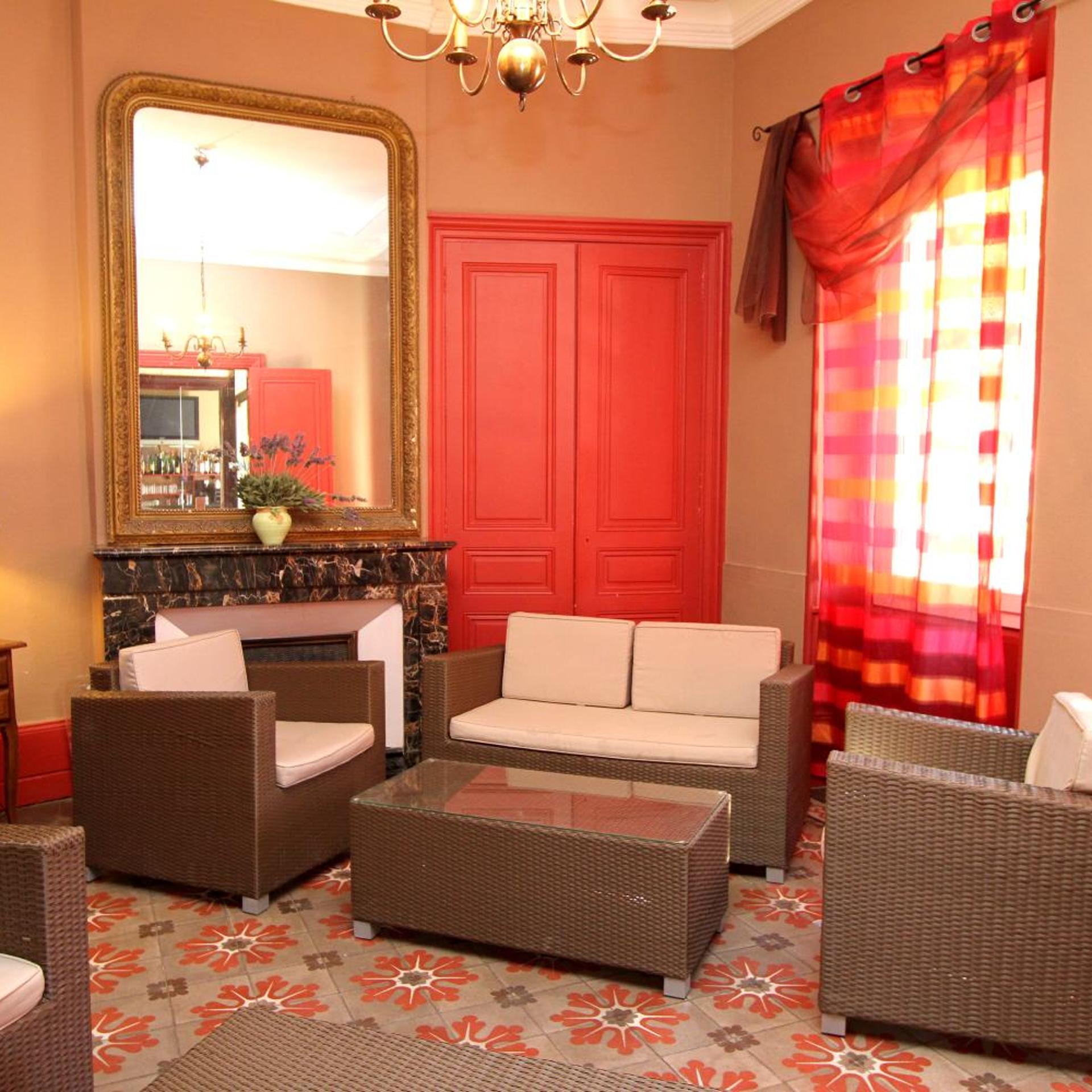 HOTEL LE CLOS DES OLIVIERS 26/37