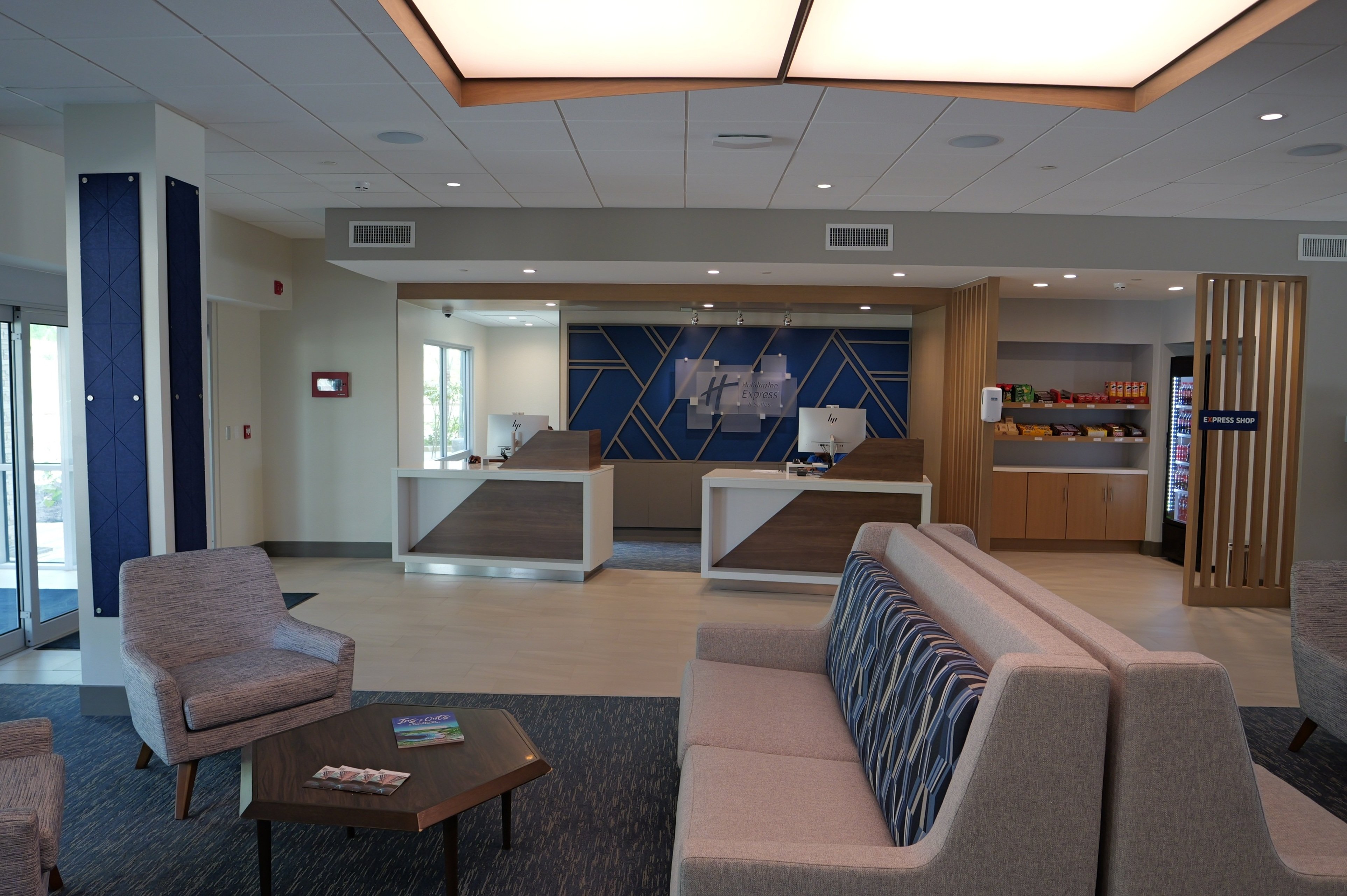 Holiday Inn Express & Suites DIAMOND 40/59