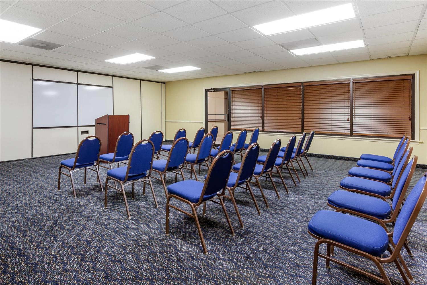 Comfort Inn Aikens Center 25/35