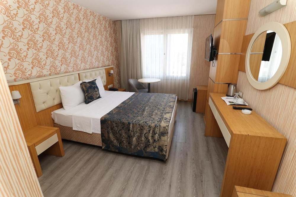 STANDARD, DOUBLE BED