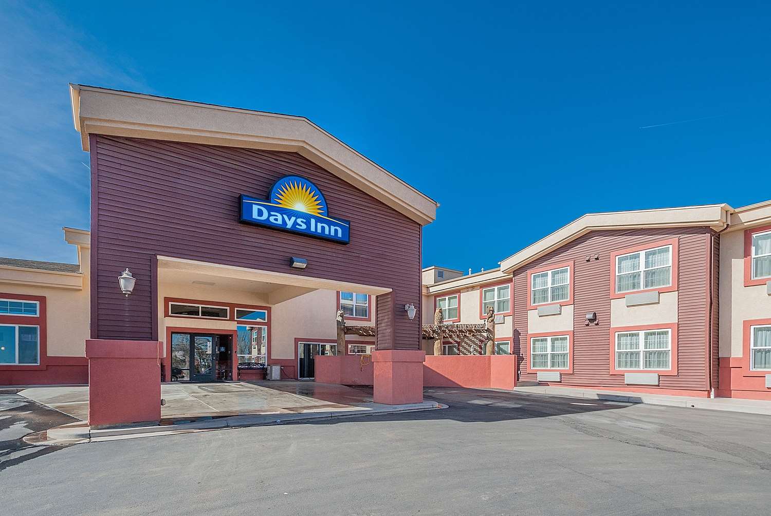 Days Inn By Wyndham Manitou Springs 3/42