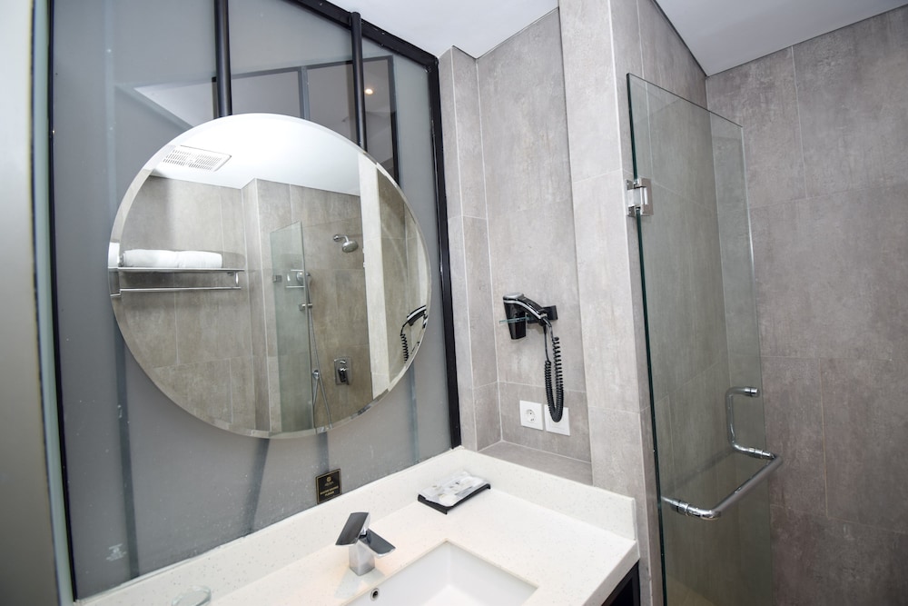 Arosa Hotel Jakarta 49/49