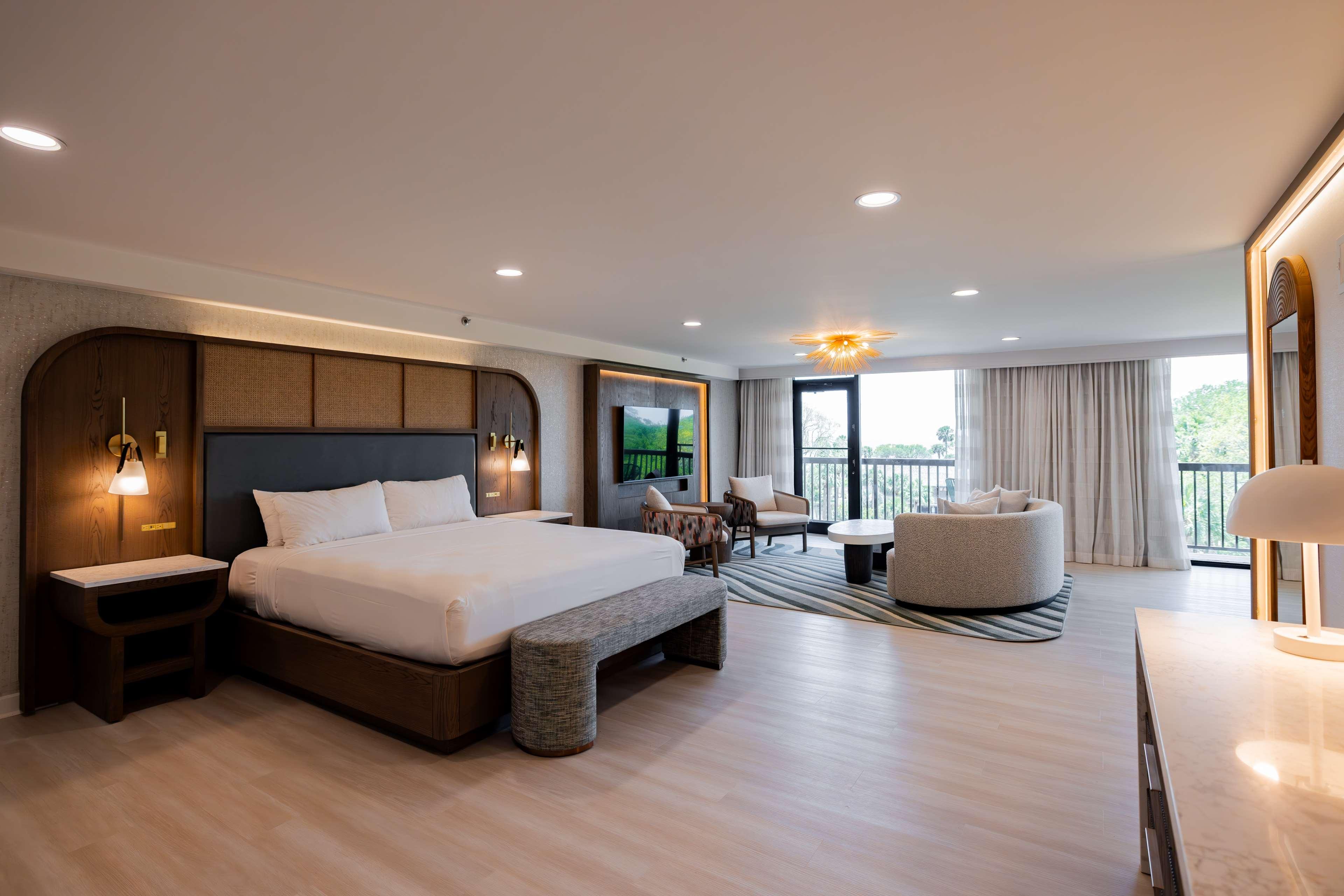 Suite, King Bed, Ocean View