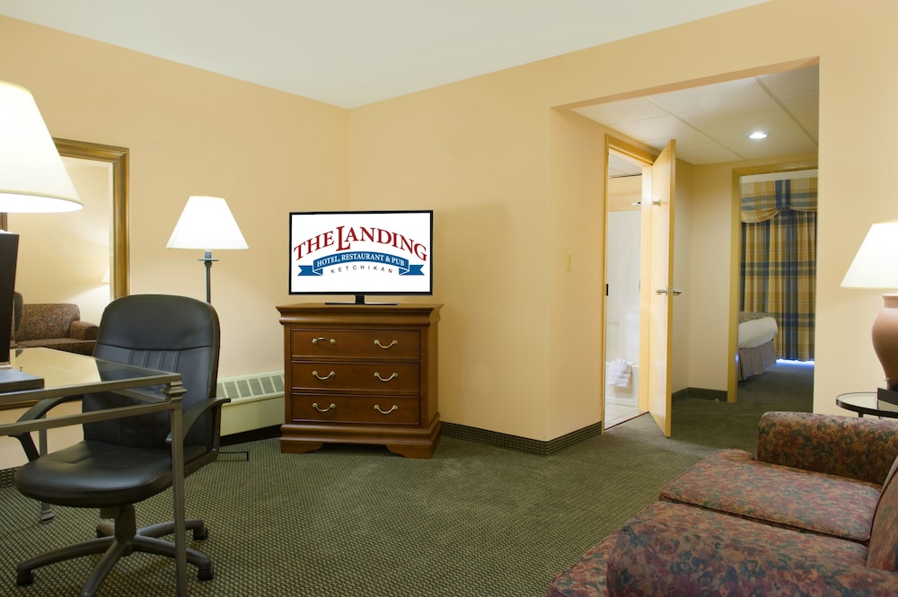 Landing Hotel 42/70