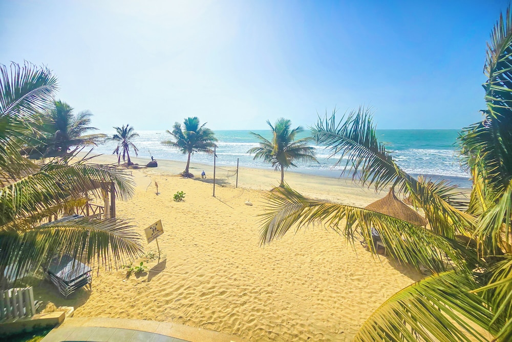 Balafon Beach Resort 72/74