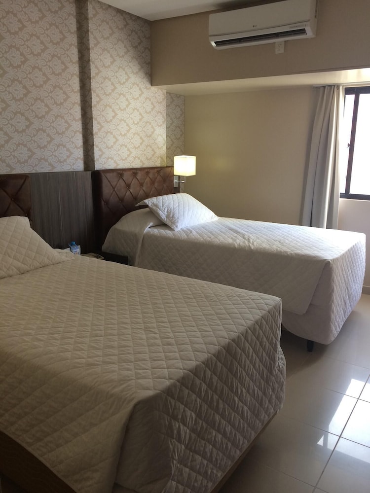 Village Premium Hotel، جواو بيسوا 13/47