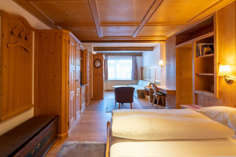 Hotel Baren 16/47