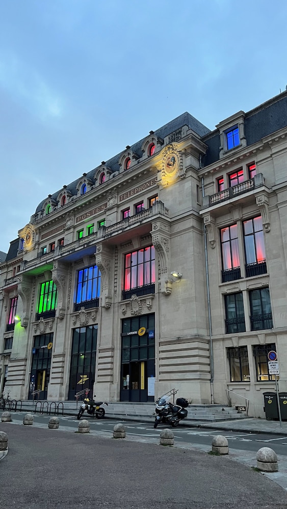 Aloft Hotel Dijon By Marriott 2/50
