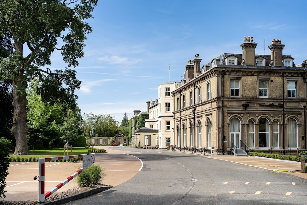 The Spa Hotel 40/50