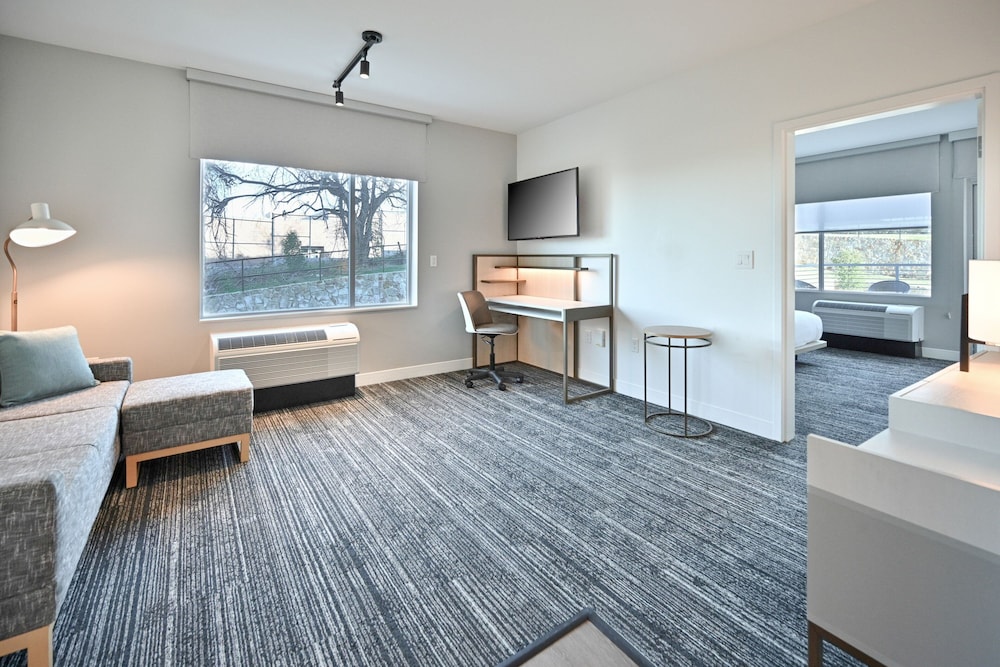 TownePlace Suites by Marriott Dallas Rockwall 21/29