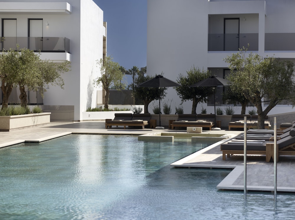 Lango Design Hotel & Spa, Adults Only 70/76