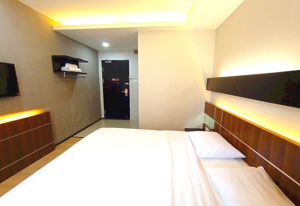 Hotel O Hi Inn 24/45