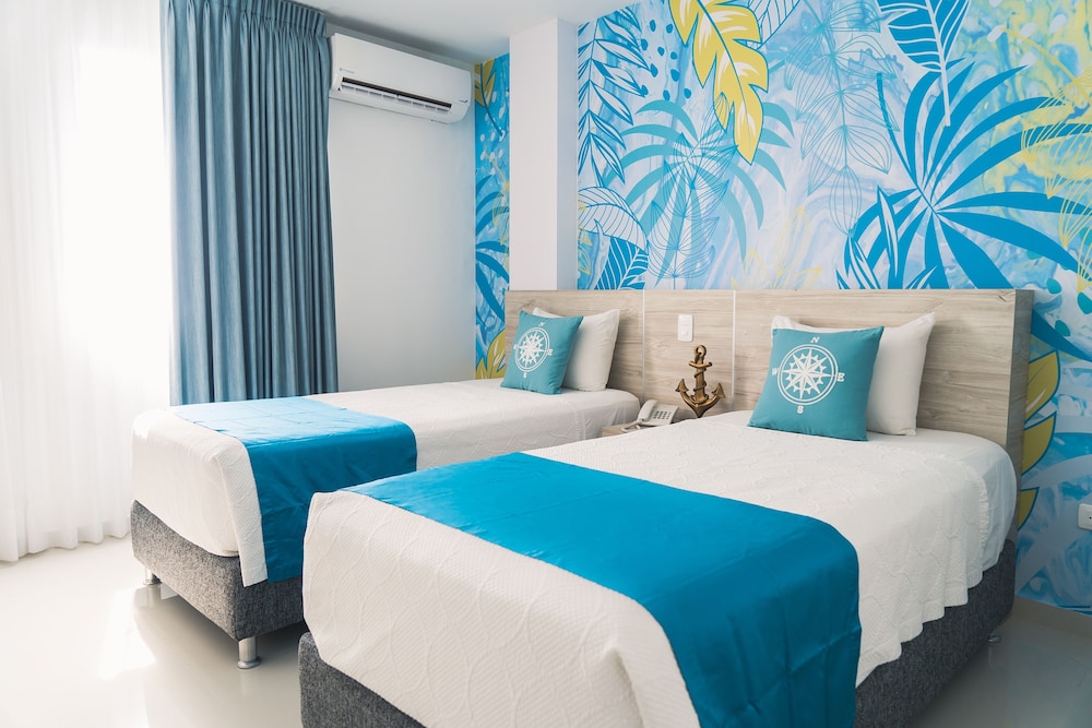 Sea Colors Hotel 8/44