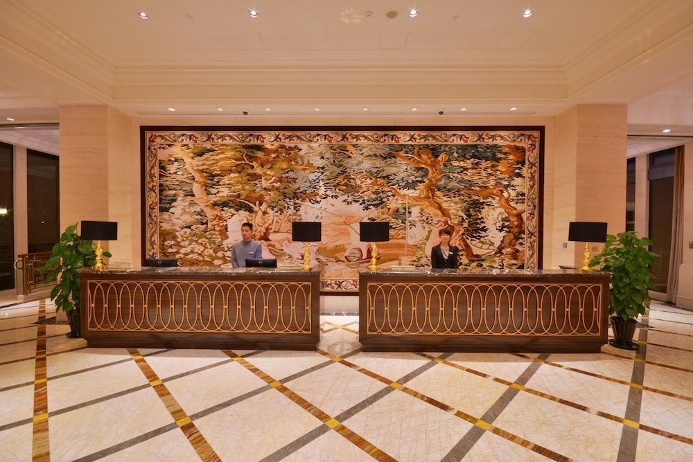 Urban Island Hotel Shanghai 12/68