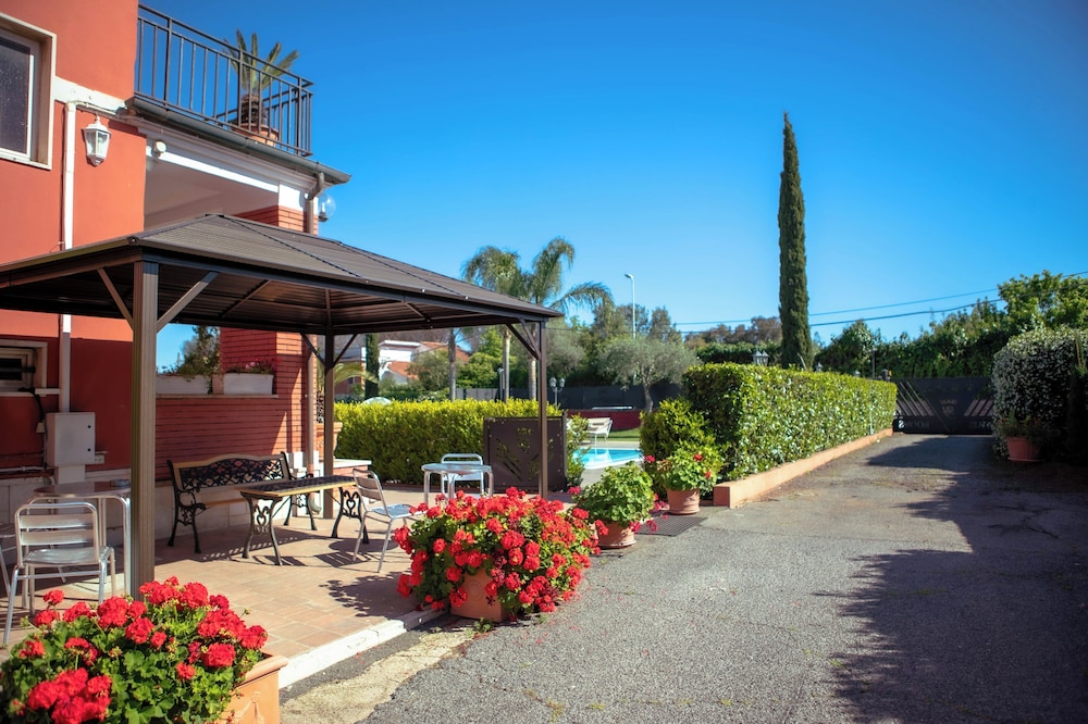 Relais Villa Italia 33/43