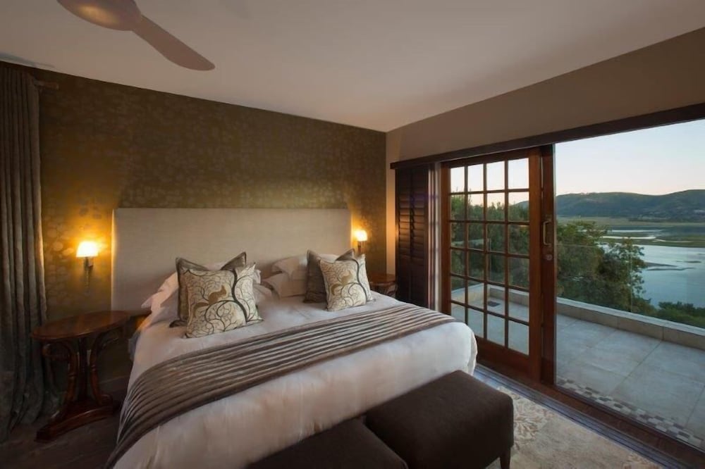 LUXURY, EXECUTIVE, SUITE, LAGOON VIEW