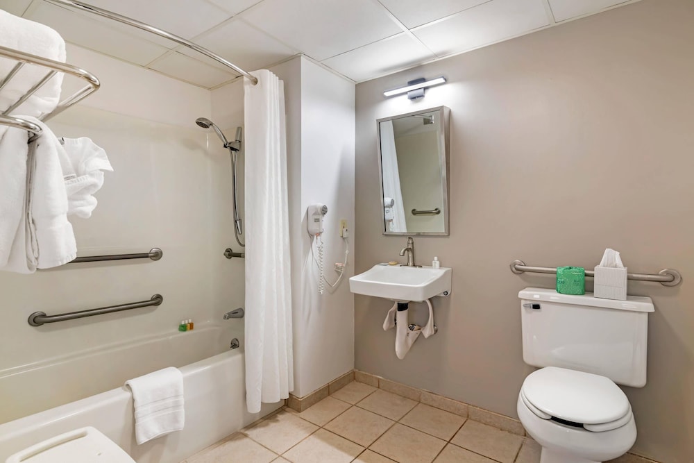 Black Bear Inn, an Ascend Collection Hotel 69/69