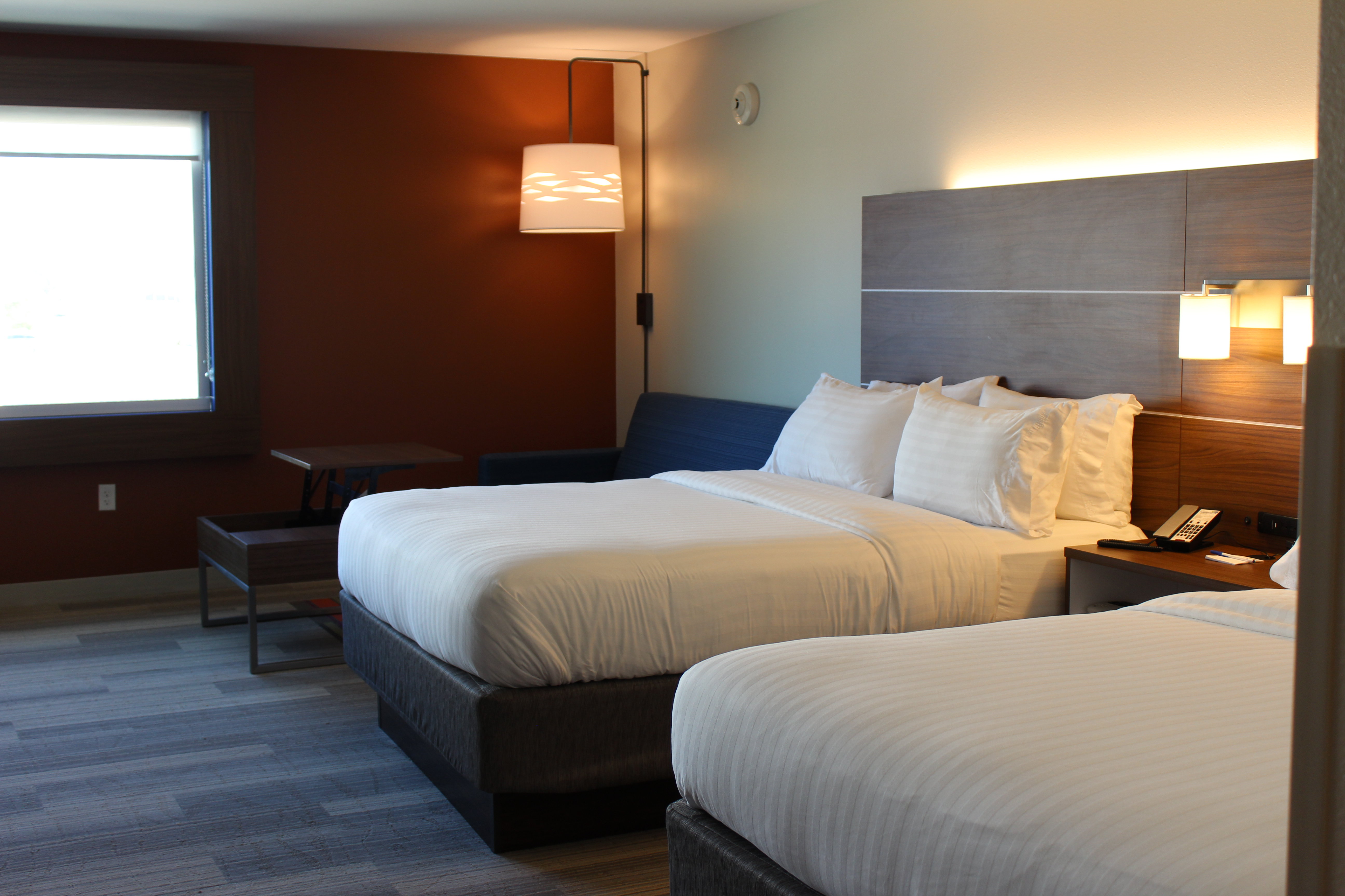 Deluxe, Suite, Accessible