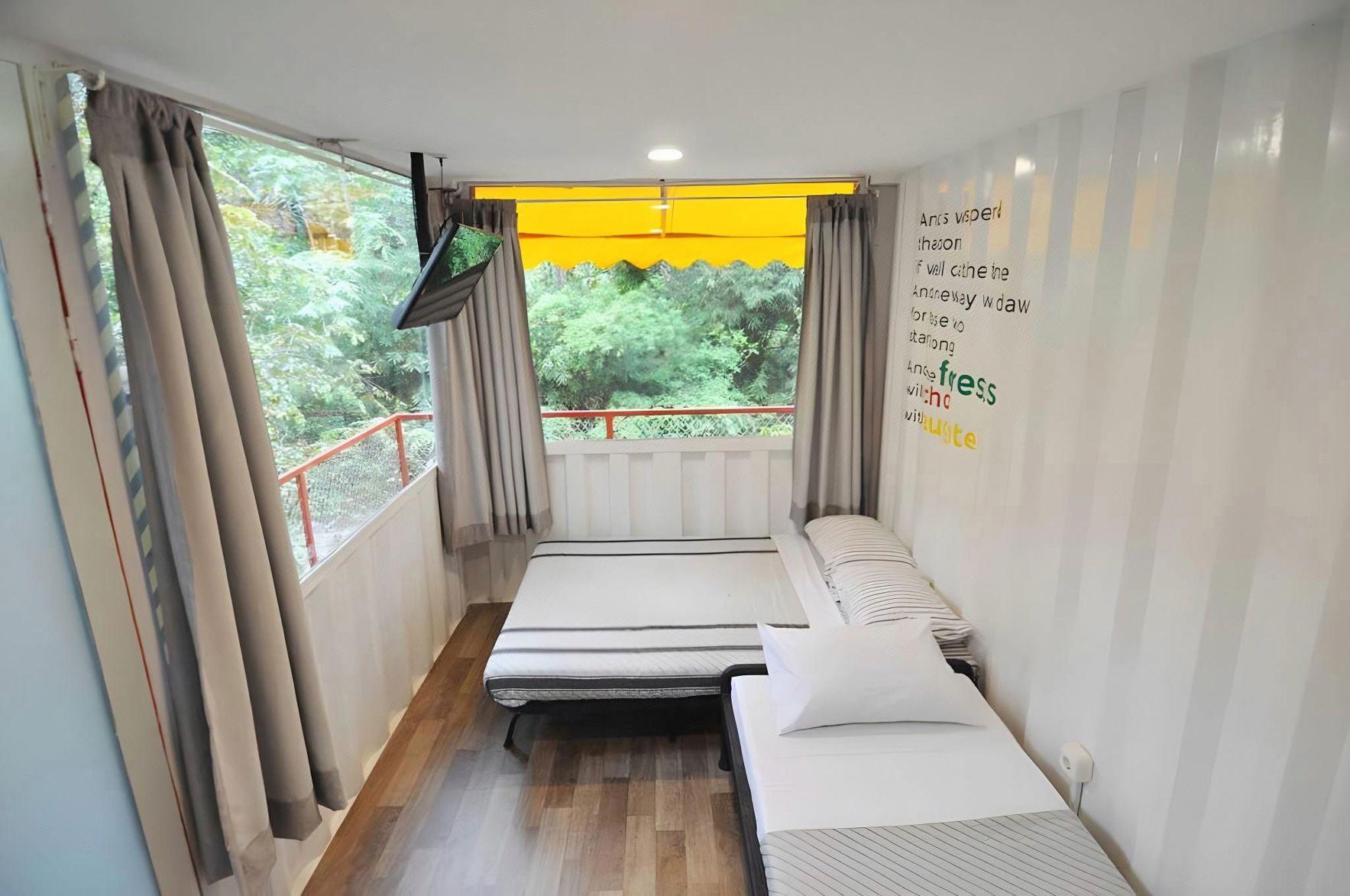Garden, 1 Double and 1 Single Bed