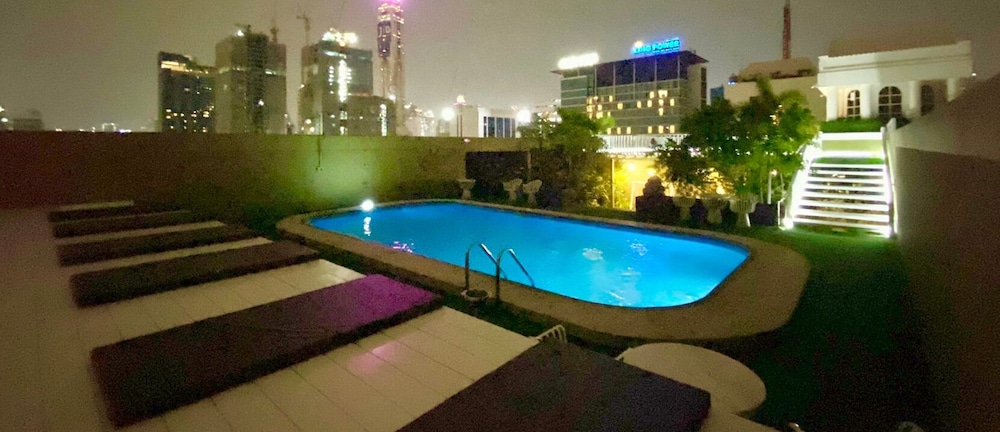 The Victory Executive Residences 5/62