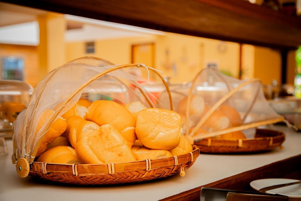 JERI VILLAGE HOTEL 27/64