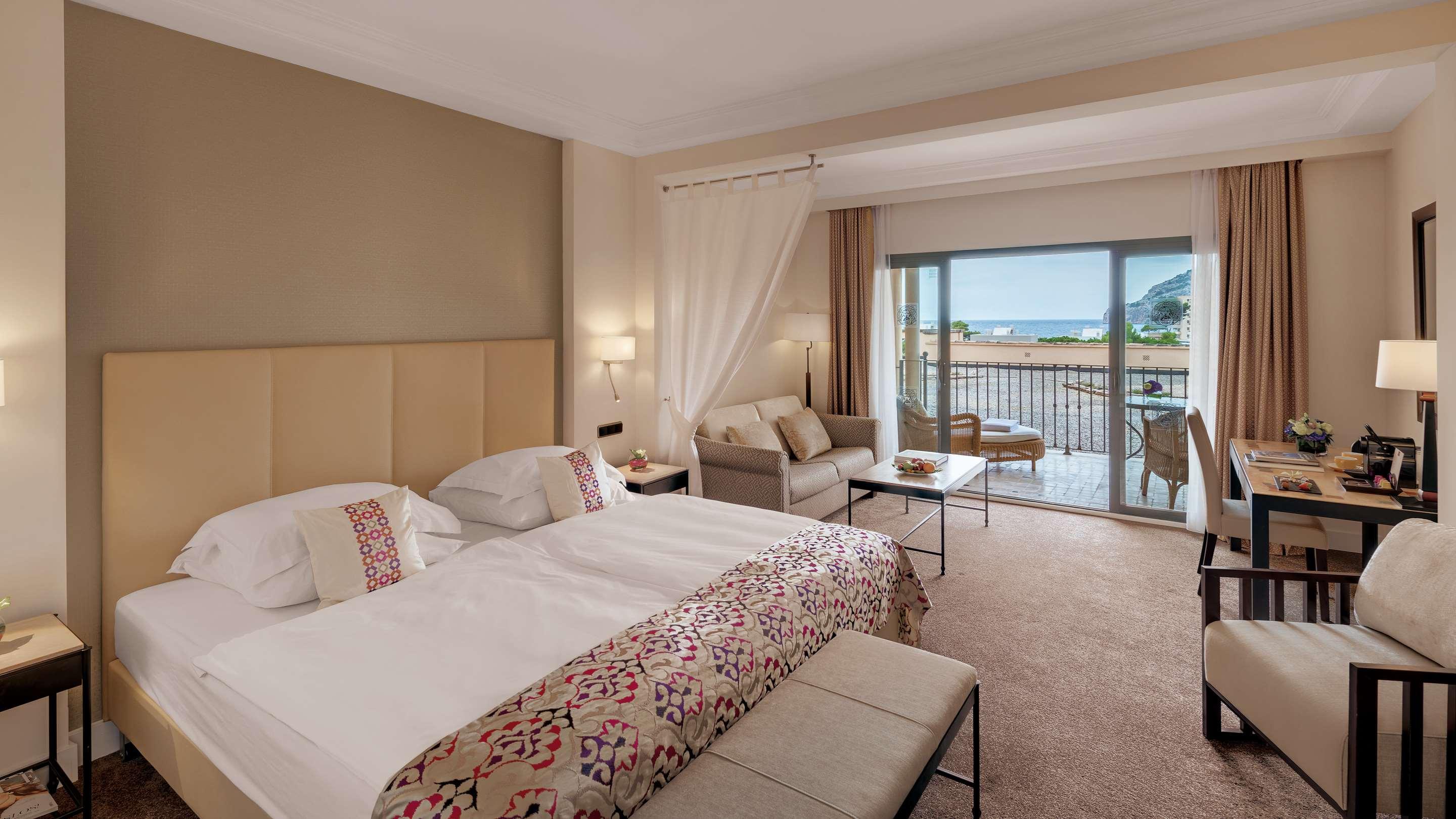 Executive, Sea Side