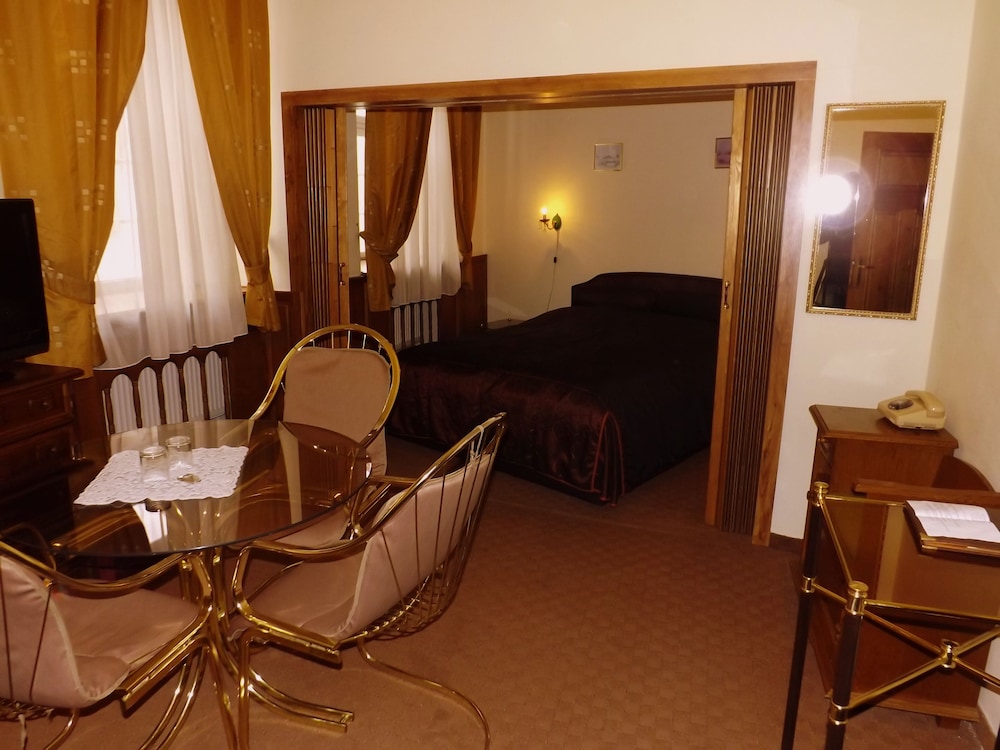 Betlem Club Hotel 48/64