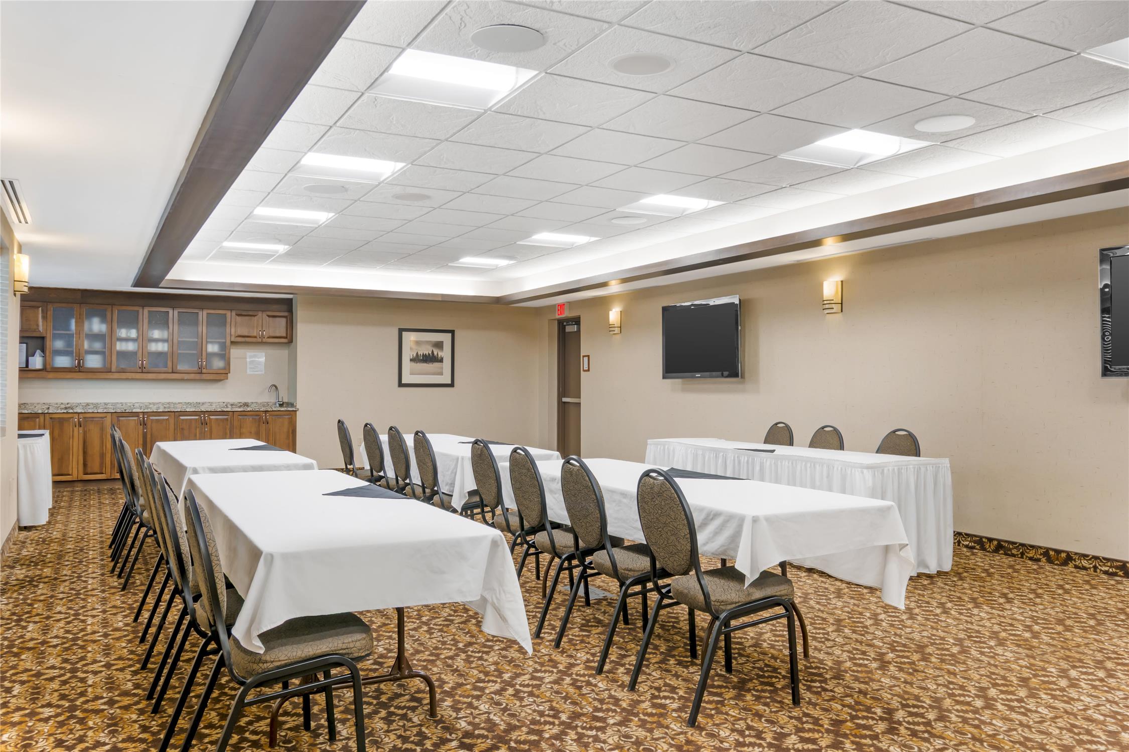 Best Western Plus Dryden Hotel And Conference Centre 24/31