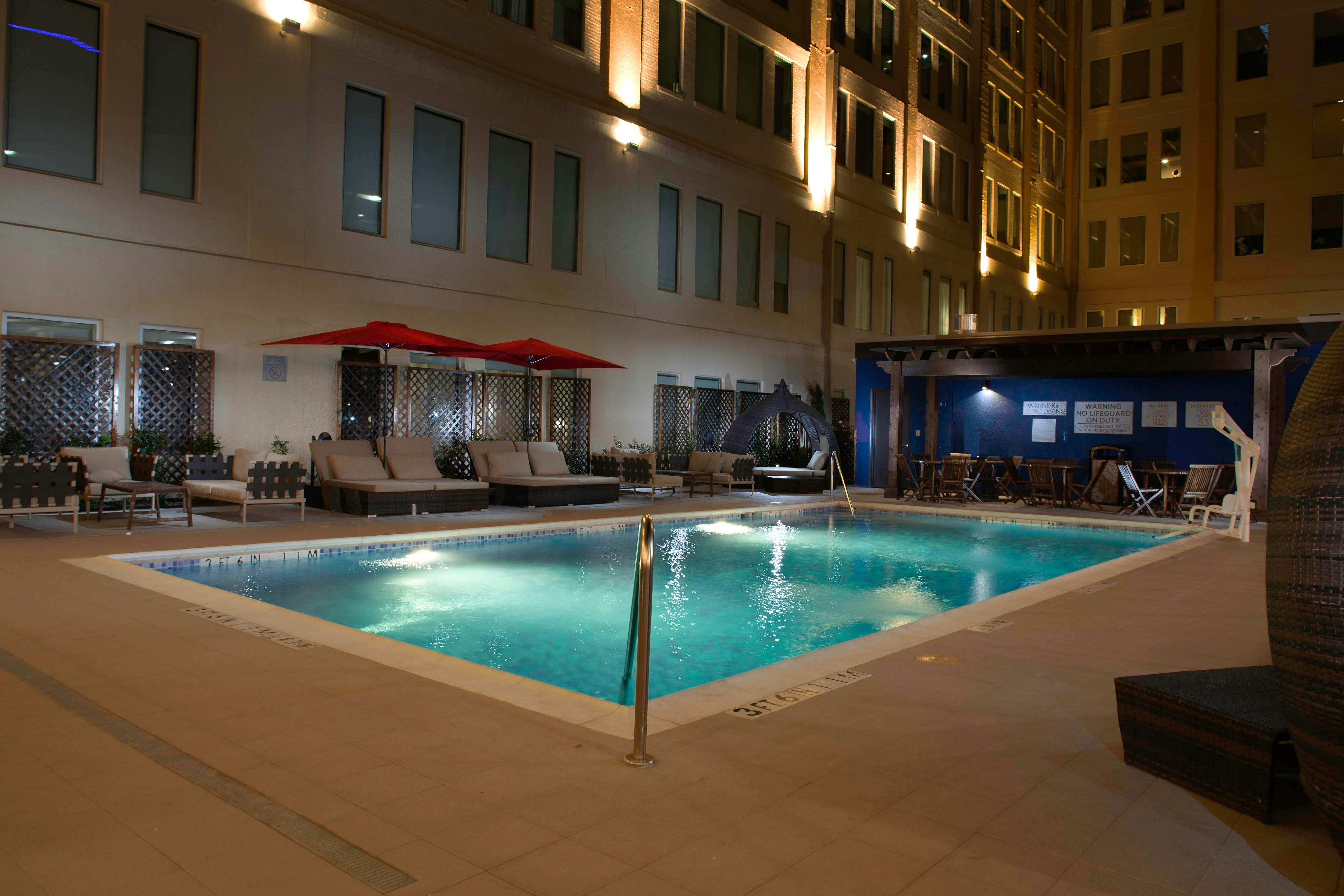 Fairfield Inn And Suites Dallas Downtown 25/25