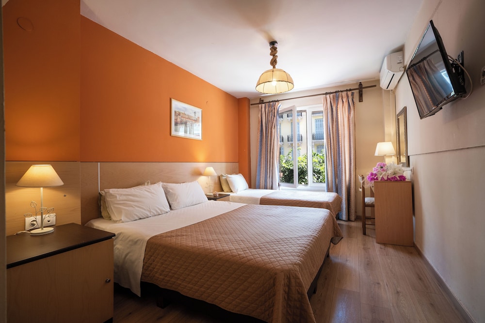 Alexandria Hotel 16/50