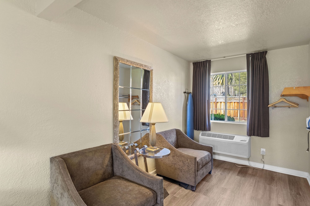 Rose Garden Inn - San Jose Airport 29/51