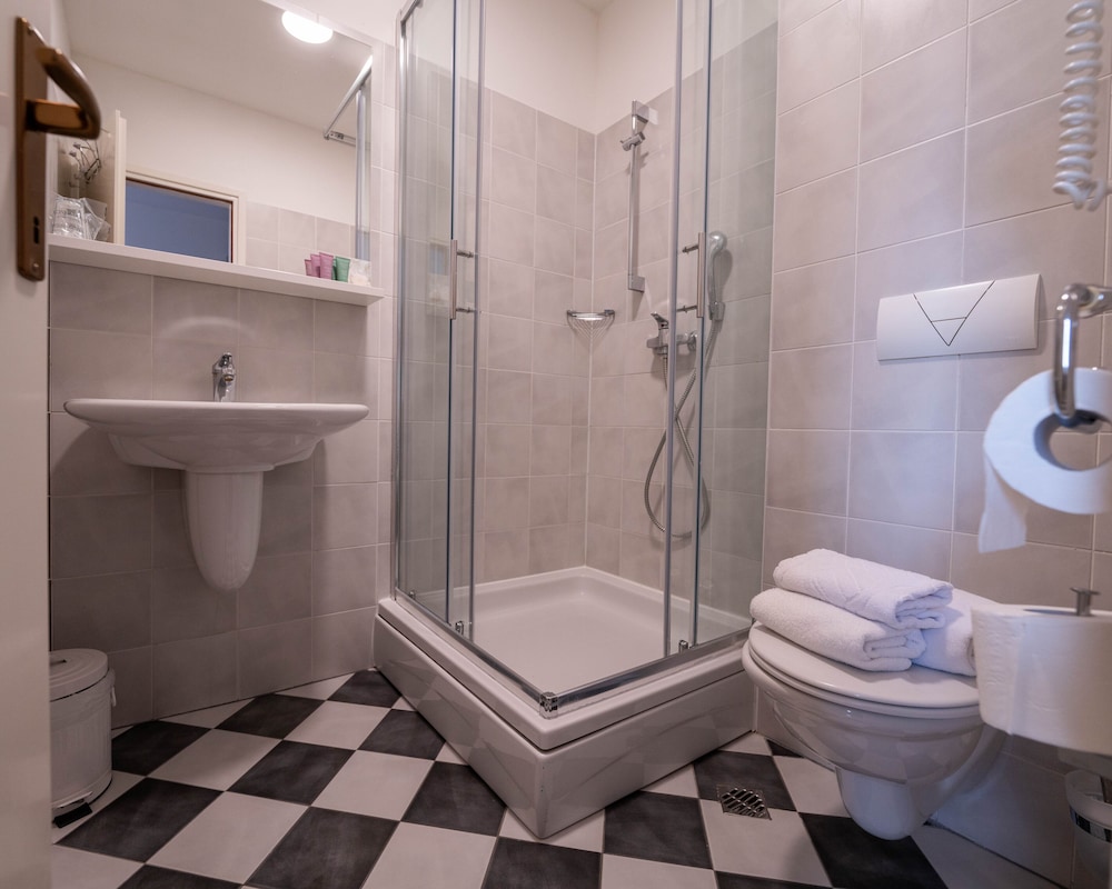 Slavija Culture Heritage Hotel 79/80