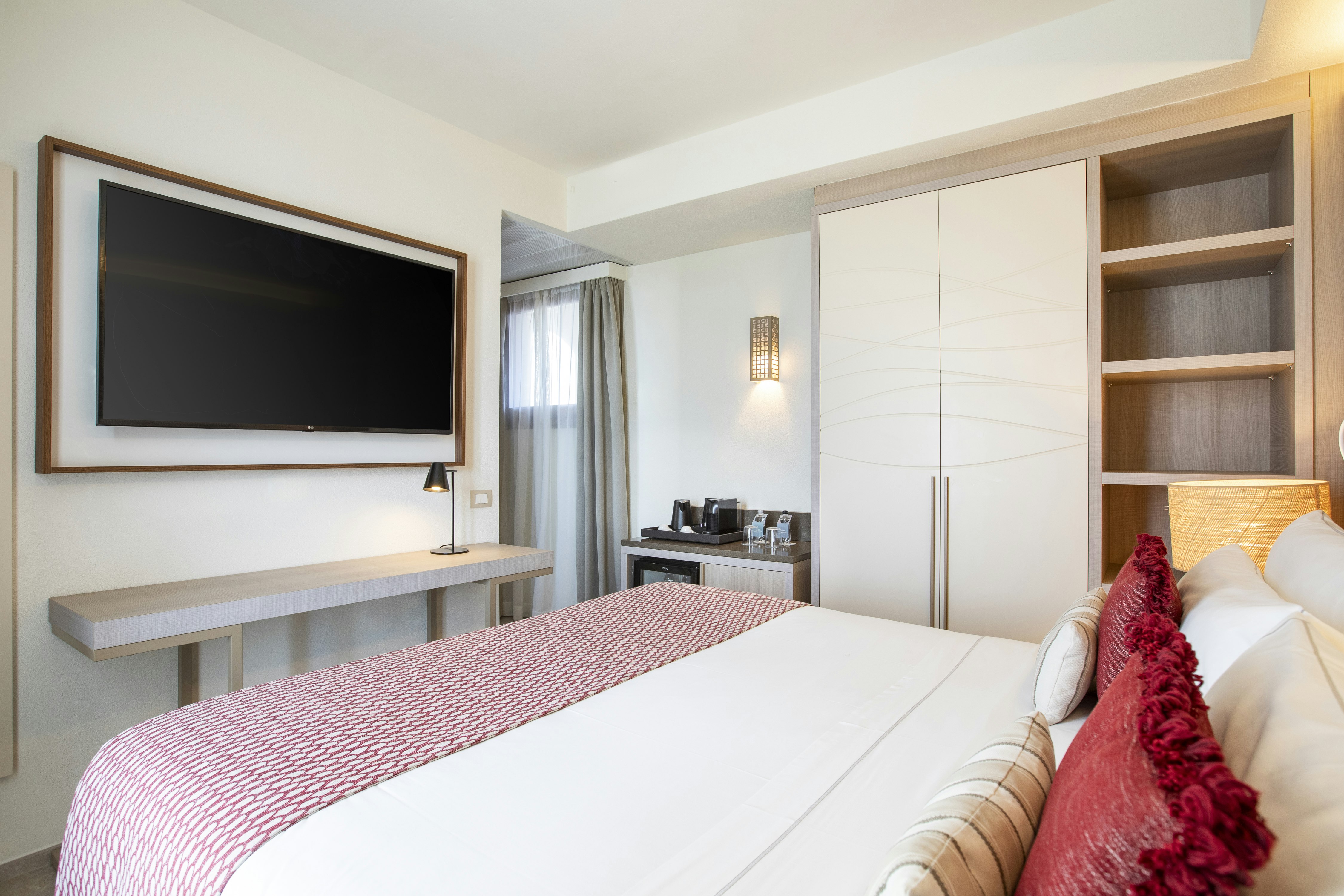 Mangias Santa Teresa Sardinia, Curio Collection by Hilton 11/50