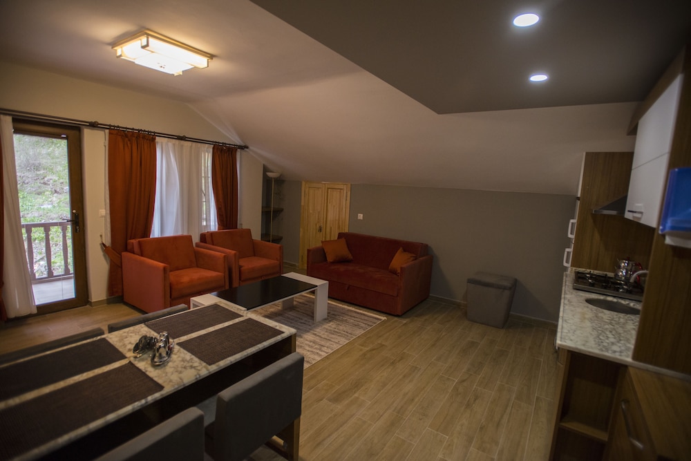 Turkuaz Apart 19/26
