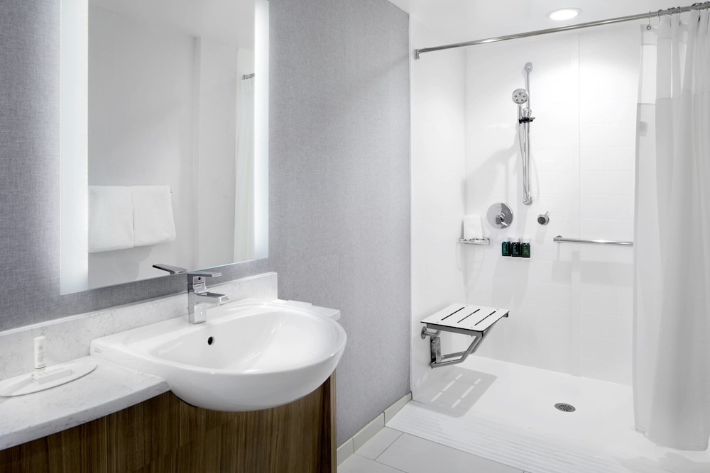 Springhill Suites By Marriott Columbus Easton Area 9/54