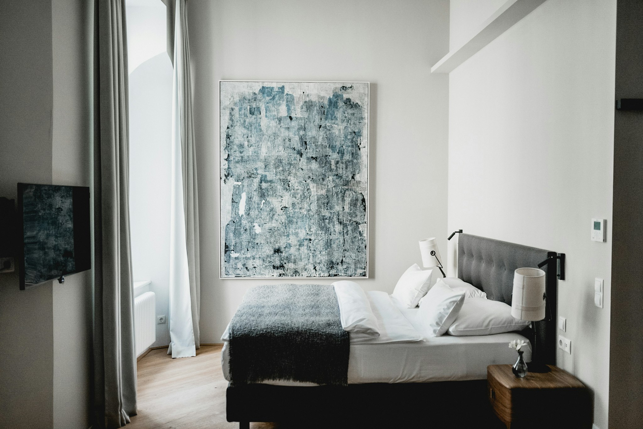 Medium, Suite