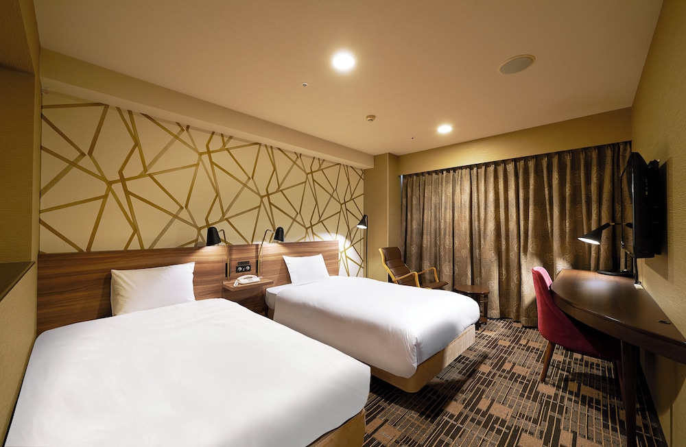 DELUXE, TWIN BEDS