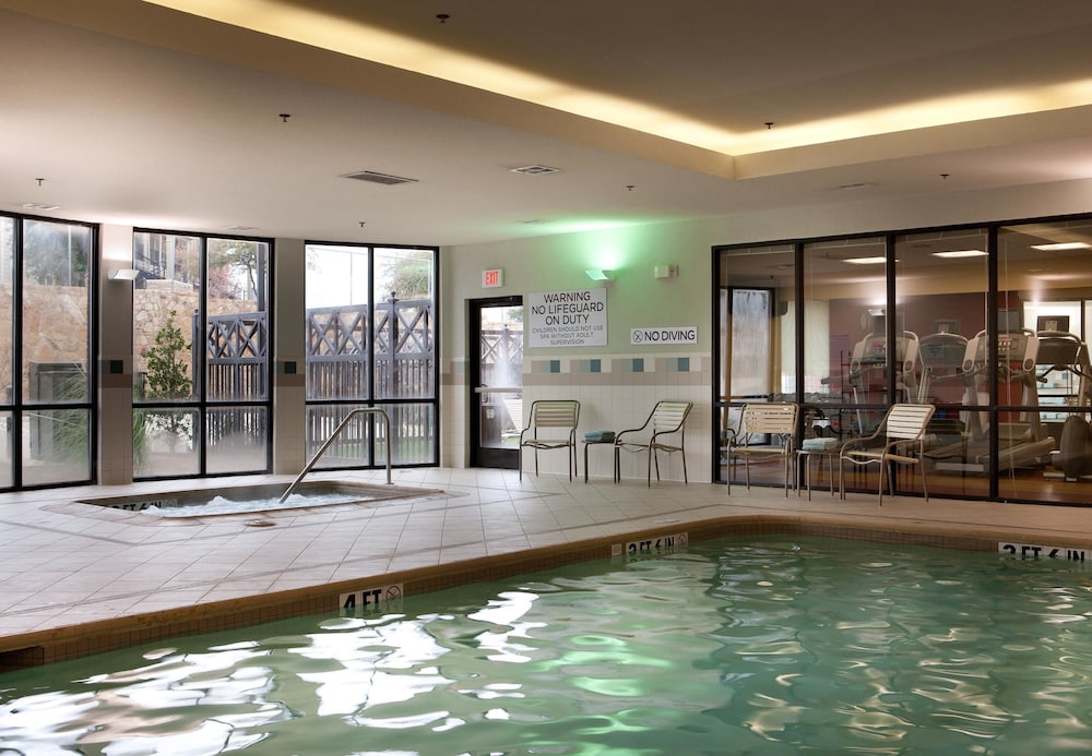 Courtyard Marriott Denton 18/47