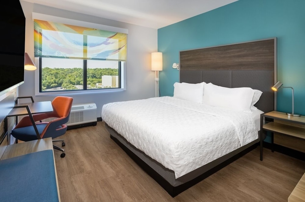 STUDIO, SUITE, QUEEN BED