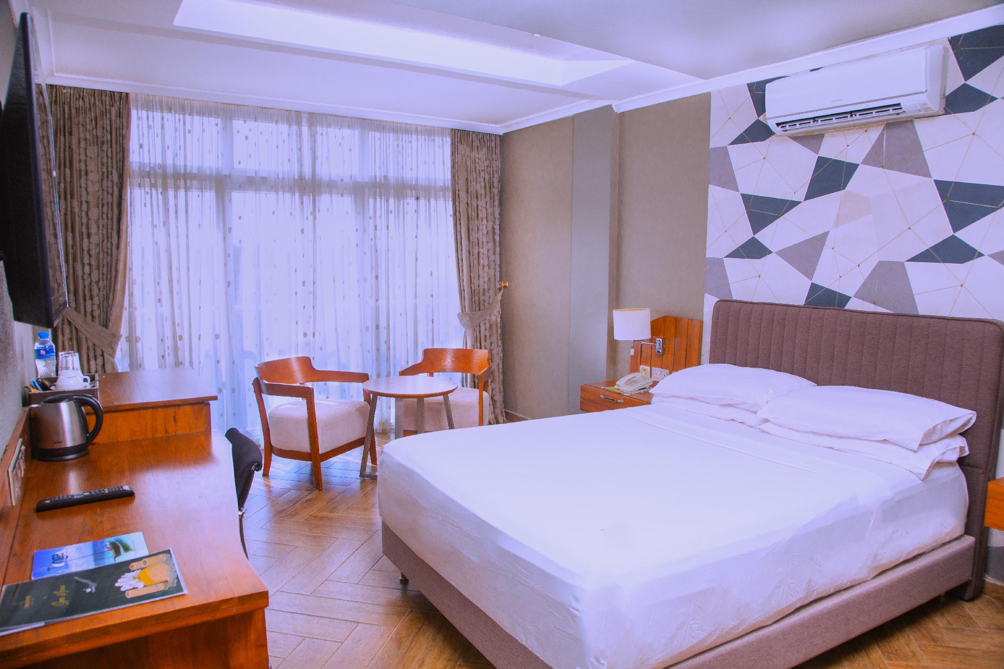 Deluxe, Double Bed