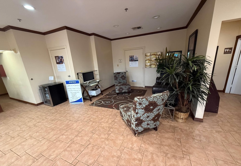 Days Inn by Wyndham Navasota 43/60