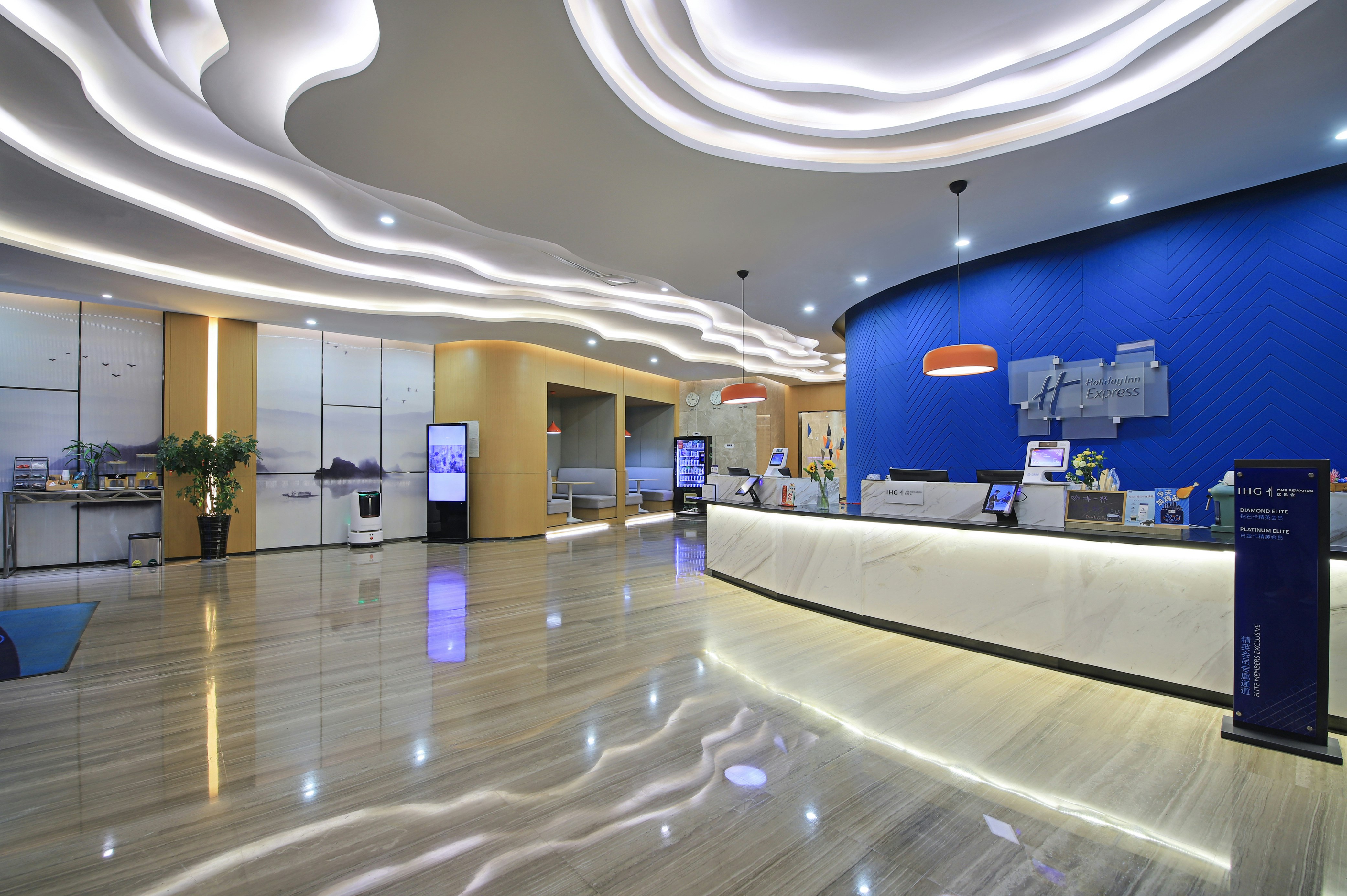 Holiday Inn Express Linyi West 8/82