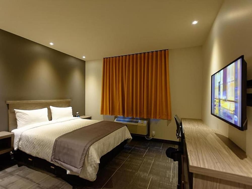 Hotel O Laval 9/33