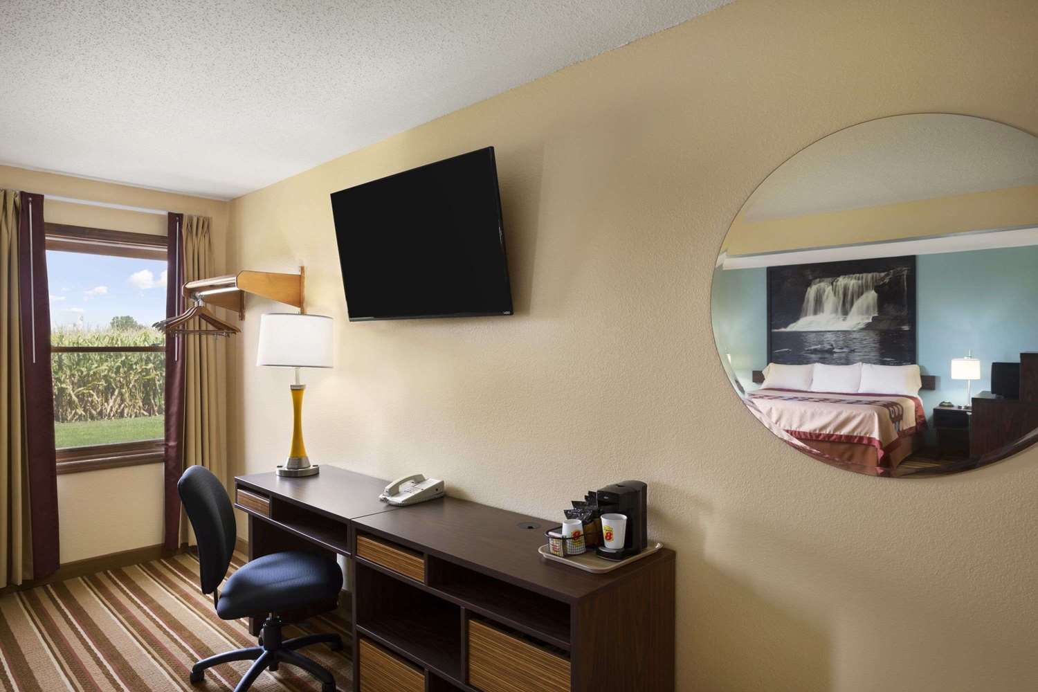 Hotel Mattoon 1/17